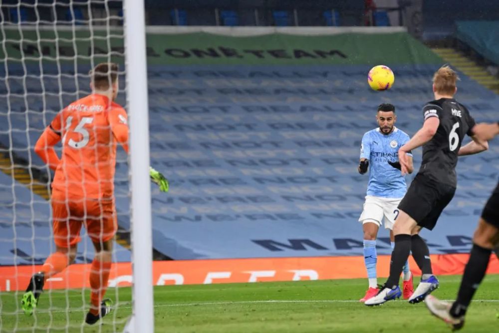 塞尔塔主帅：不满球队多打一人的表现，伯纳乌取胜有运气成分