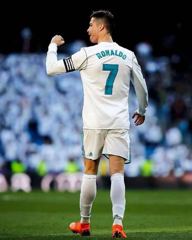 大胜33分！广东男篮晋级八强，“小胡金秋”表现出彩