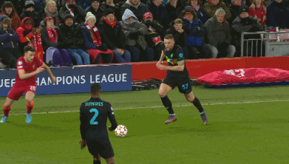 邮报：曼联将在主场提供客场比赛直播观赛服务，每场收25英镑