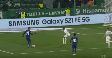 苏超奖杯由徐州企业使用3D打印打造，使用航天级钛合金