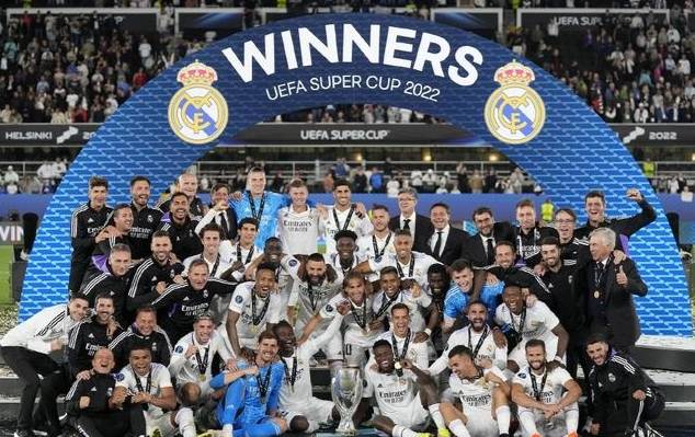 中场大师接受采访金句不断刷屏